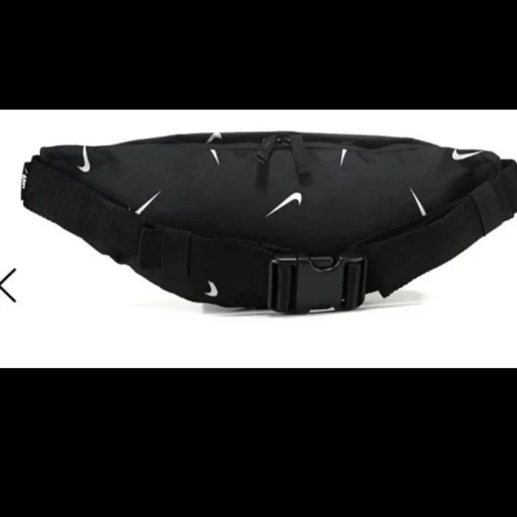 COPY - Nike swoosh sling bag - Picture 3 of 5